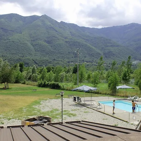 Wolf Village Demonte